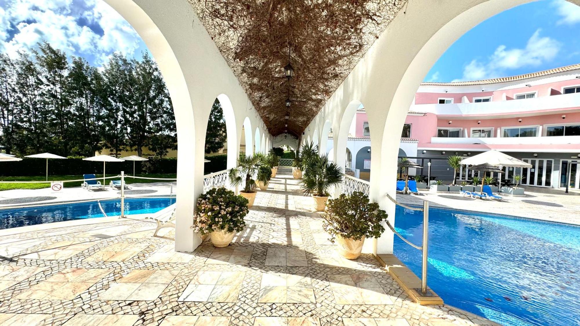 Praia Da Rocha, Vila Rosa, T1, Piscinas, Parqueamento E Internet By Ig Portimão Dış mekan fotoğraf