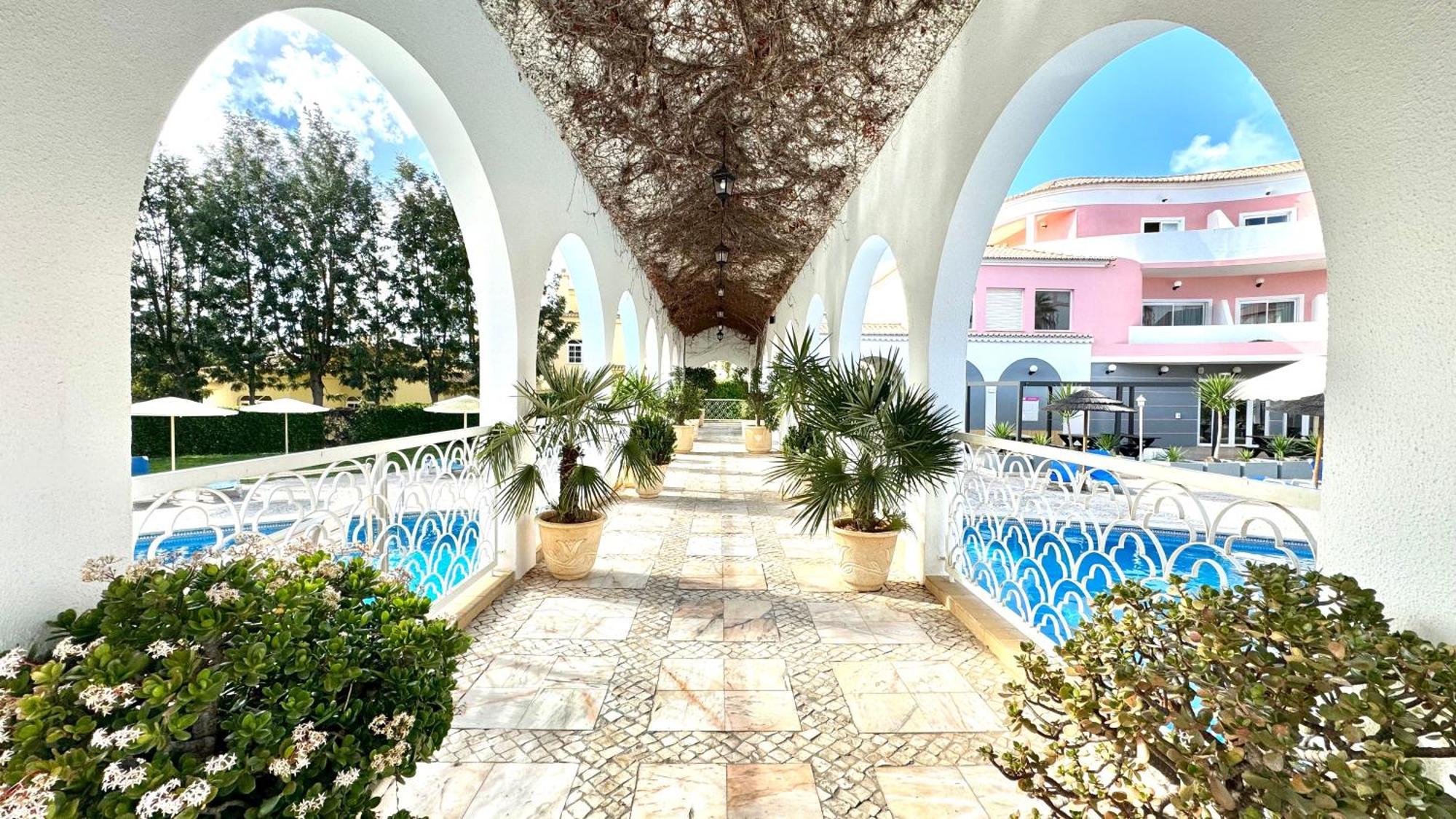 Praia Da Rocha, Vila Rosa, T1, Piscinas, Parqueamento E Internet By Ig Portimão Dış mekan fotoğraf
